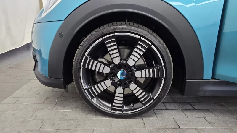 MINI Cooper Convertible