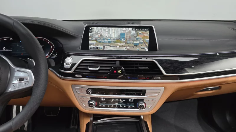 BMW 7-Series