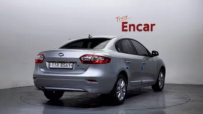 Renault SM3