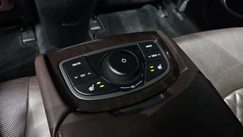 Hyundai Aslan