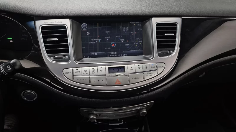 Hyundai Genesis