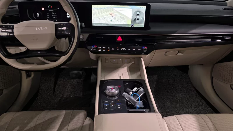 Kia K8