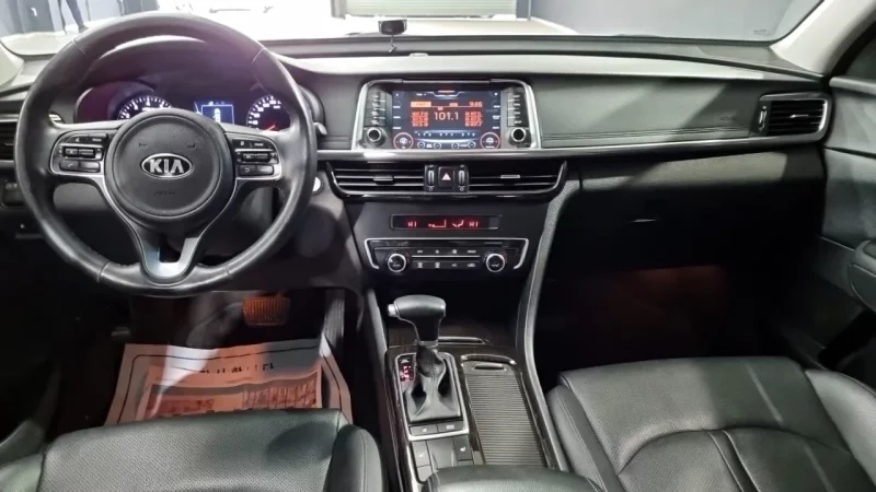 Kia K5