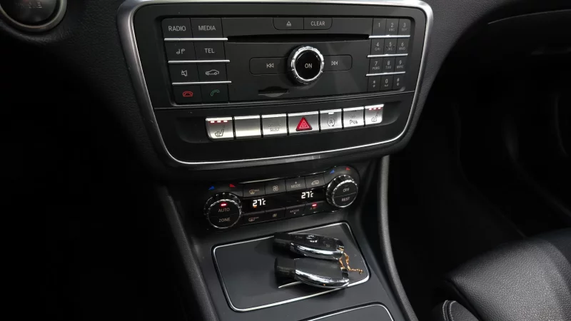 Mercedes-Benz GLA-Class