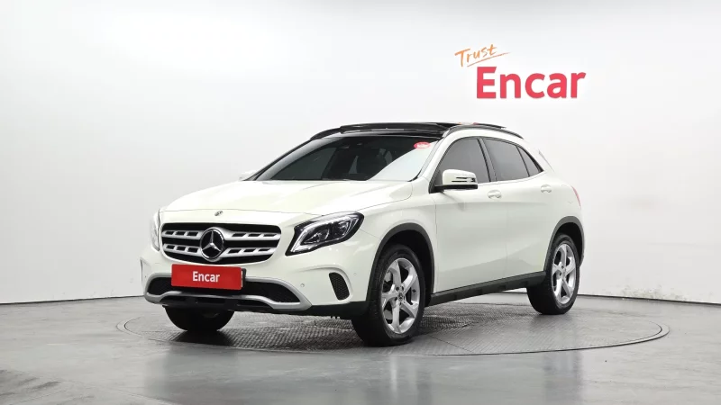 Mercedes-Benz GLA-Class