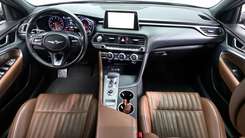 Genesis G70