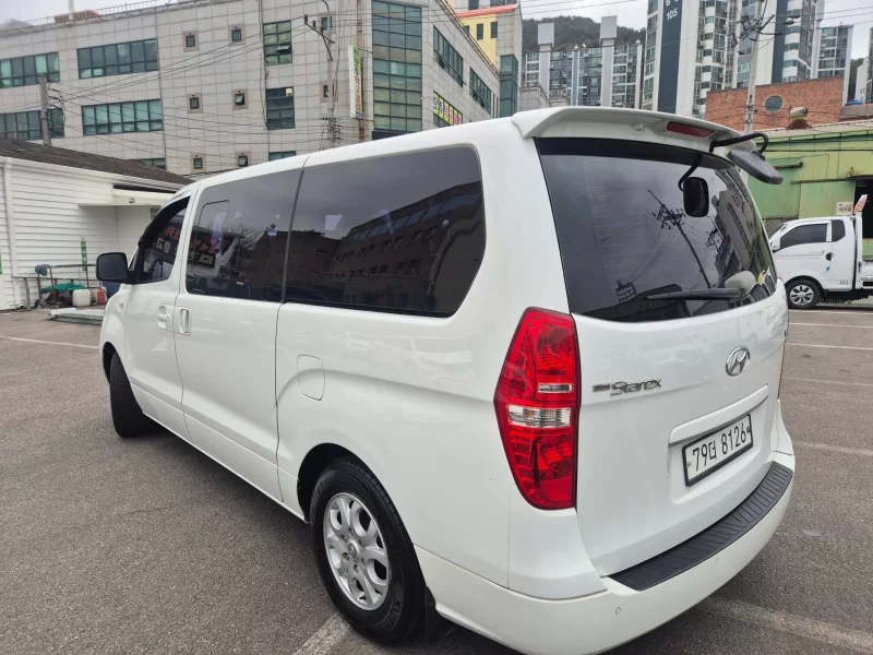Hyundai Grand Starex