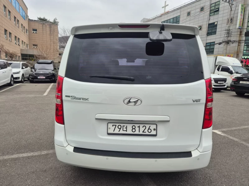 Hyundai Grand Starex