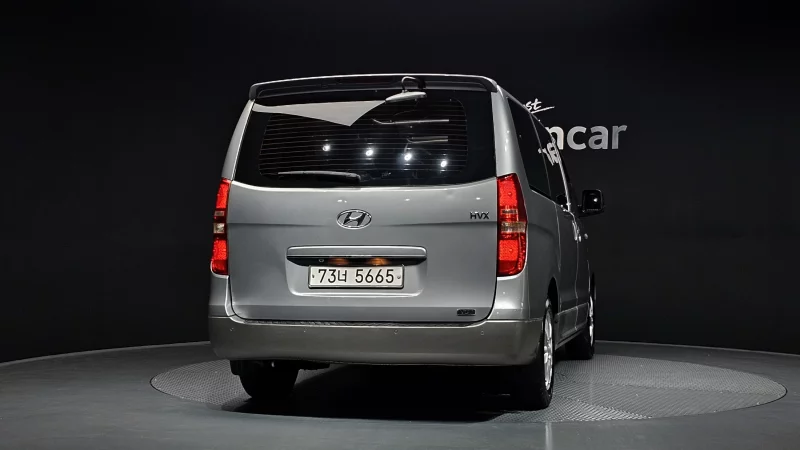 Hyundai Grand Starex
