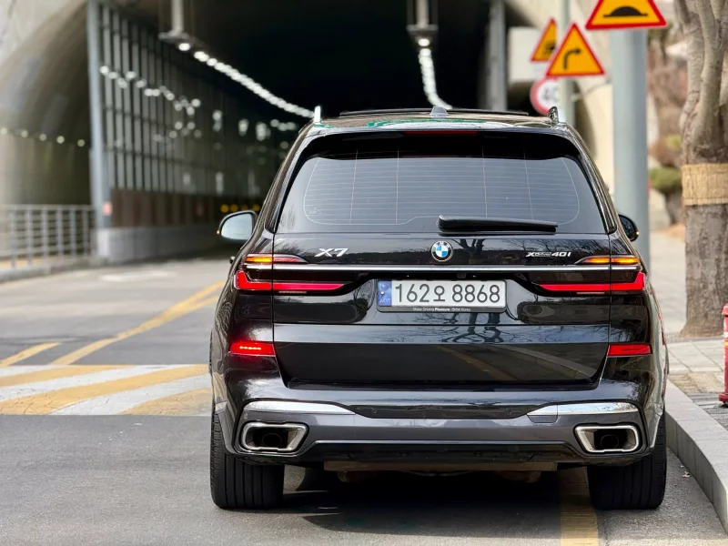 BMW X7