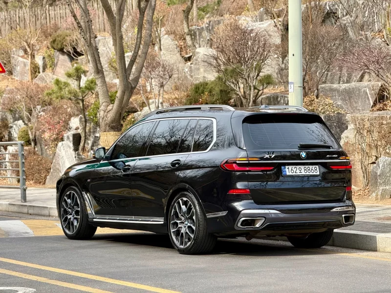 BMW X7