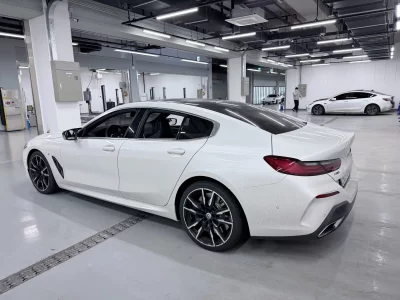 BMW 8-Series
