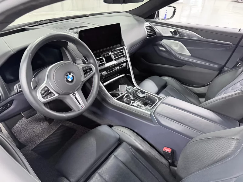 BMW 8-Series