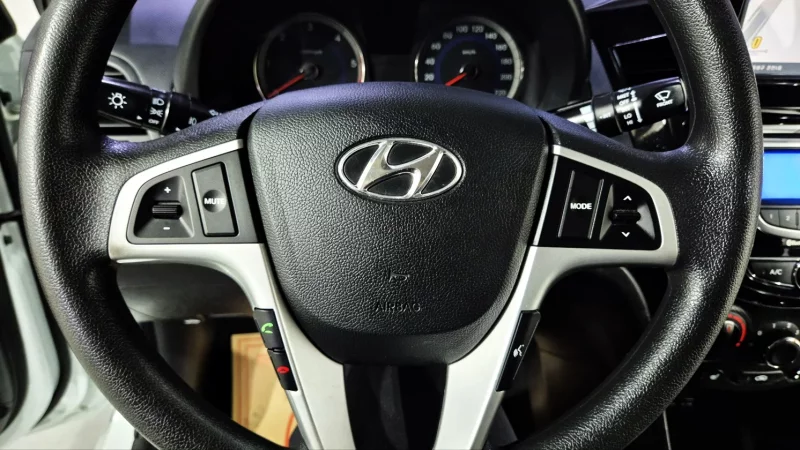 Hyundai Accent