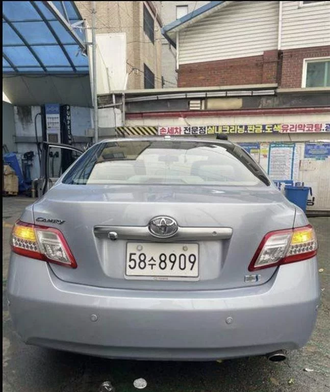 Toyota CAMRY