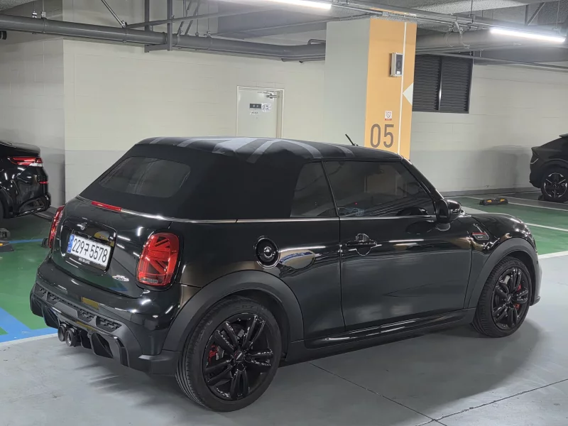 MINI Cooper Convertible