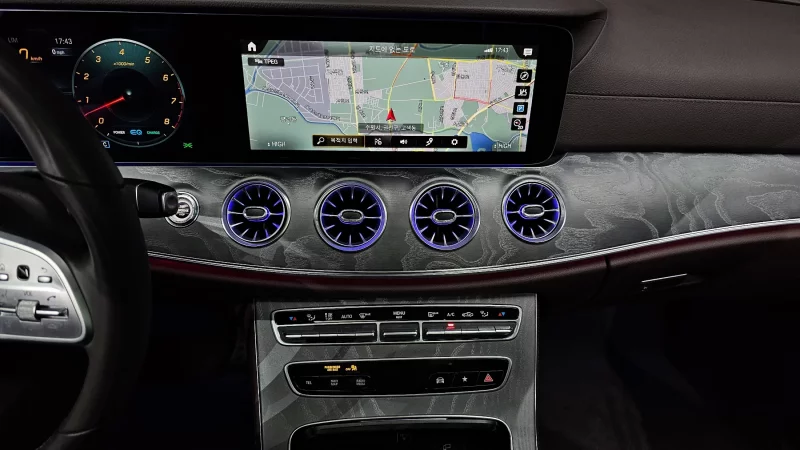 Mercedes-Benz CLS-Class