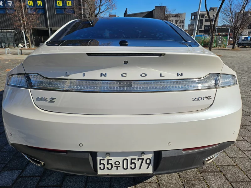 Lincoln MKZ