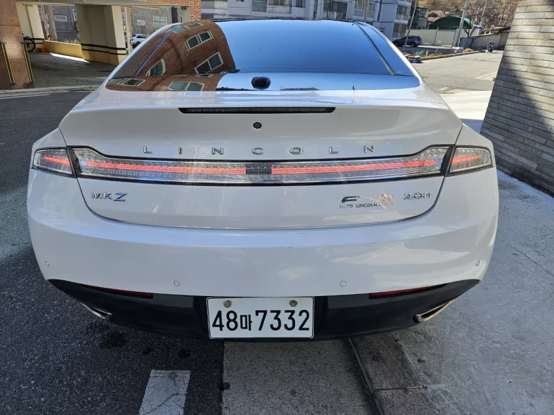 Lincoln MKZ