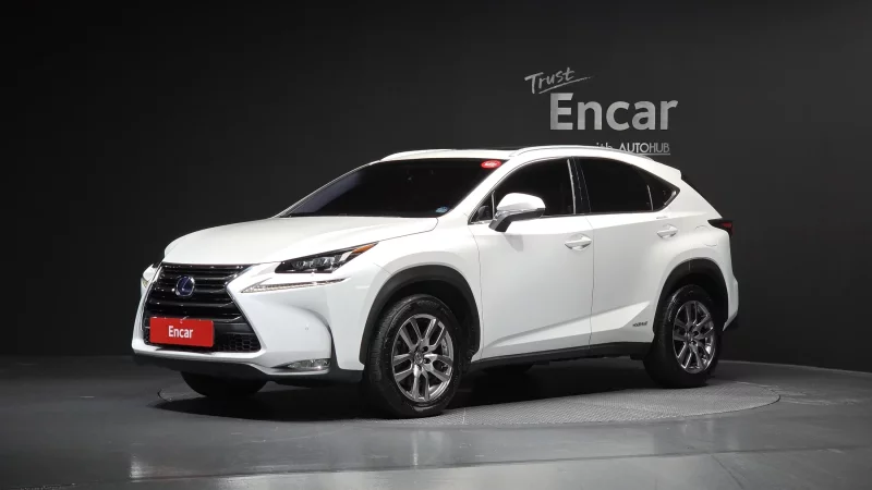 Lexus NX300h
