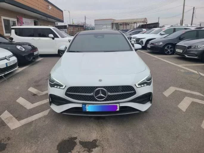 Mercedes-Benz CLA-Class