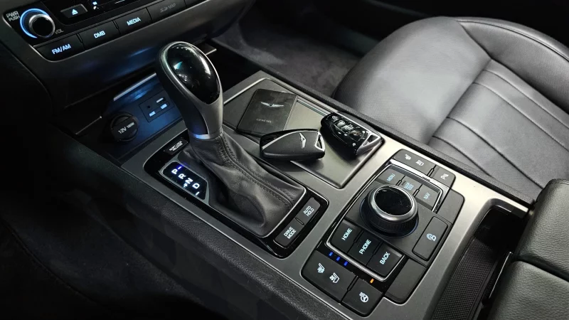 Hyundai Genesis