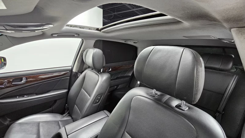 Hyundai Equus