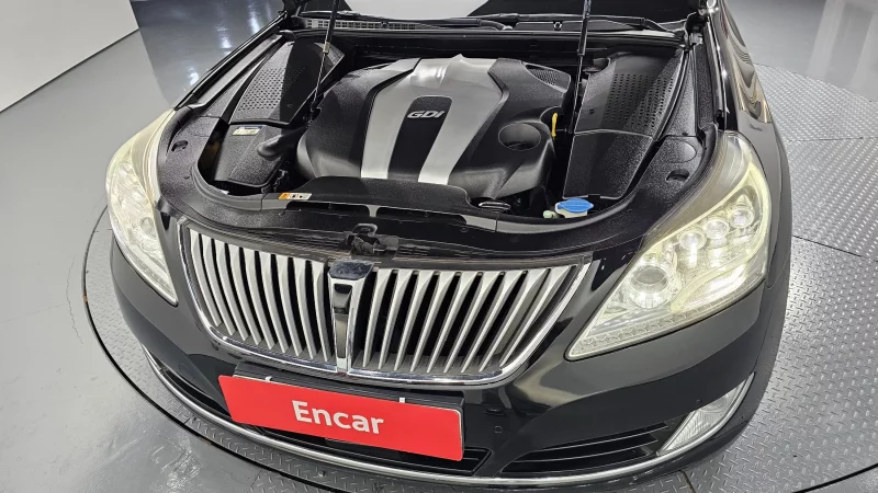 Hyundai Equus