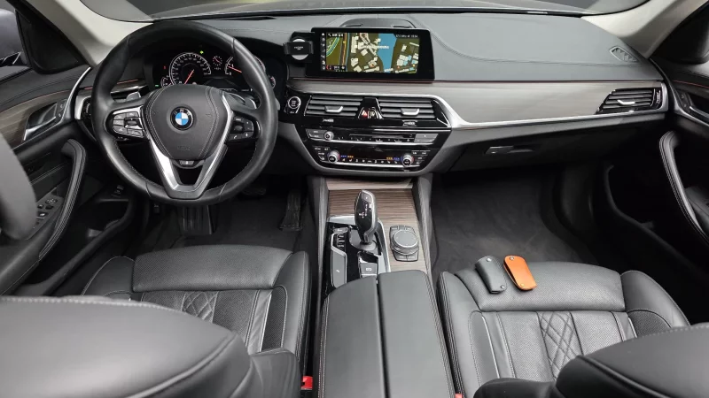 BMW 5-Series