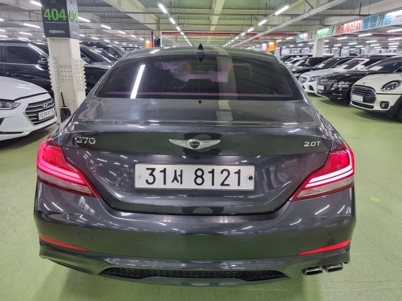 Genesis G70