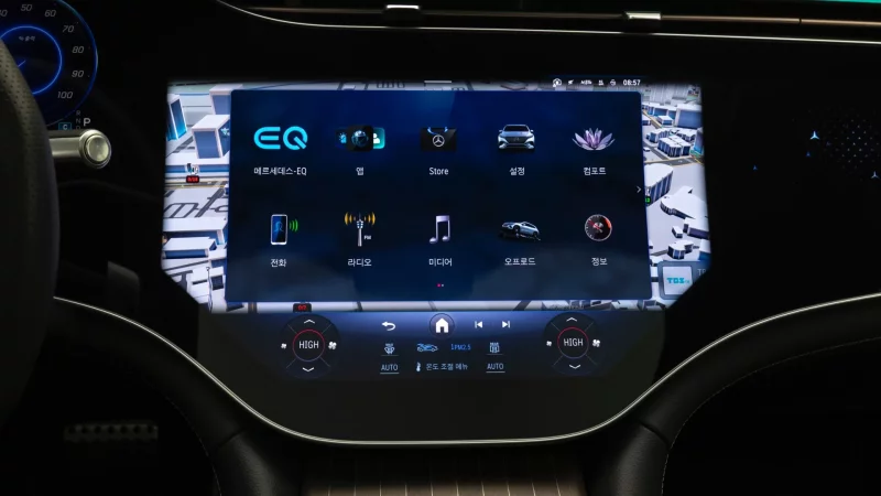 Mercedes-Benz EQS SUV