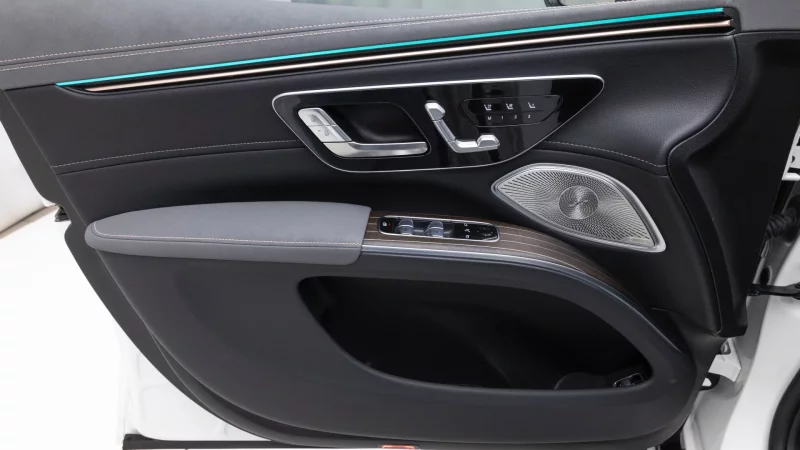 Mercedes-Benz EQS SUV