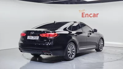 Hyundai Aslan