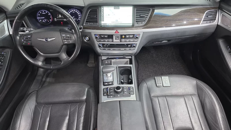Genesis G80