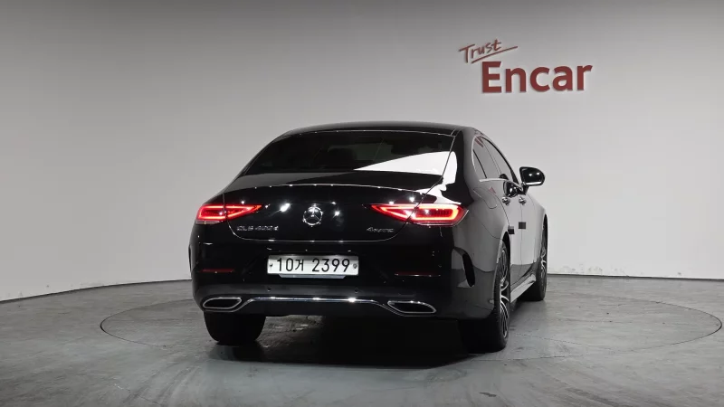 Mercedes-Benz CLS-Class