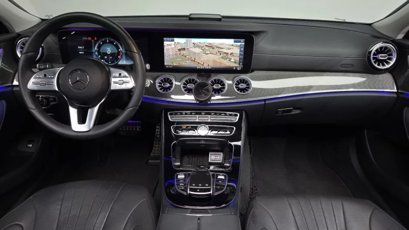 Mercedes-Benz CLS-Class