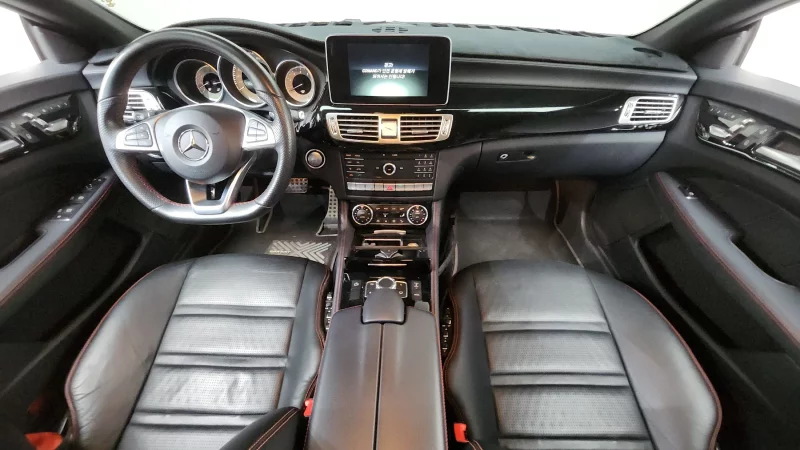 Mercedes-Benz CLS-Class
