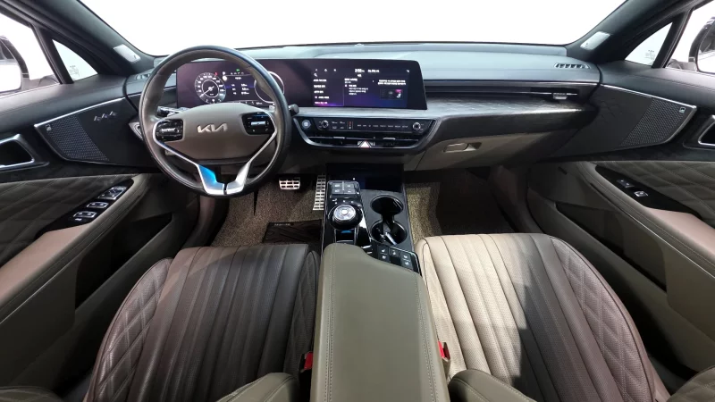 Kia K8
