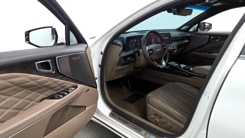 Kia K8