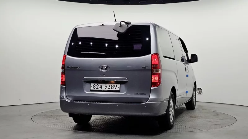 Hyundai Grand Starex