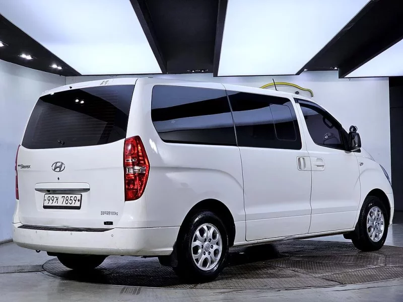 Hyundai Grand Starex