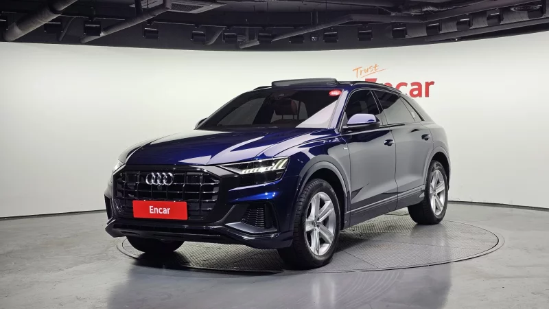 Audi Q8