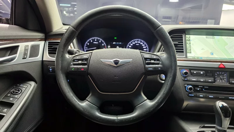 Hyundai Genesis