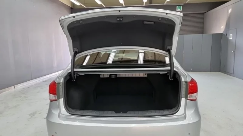 Hyundai I40