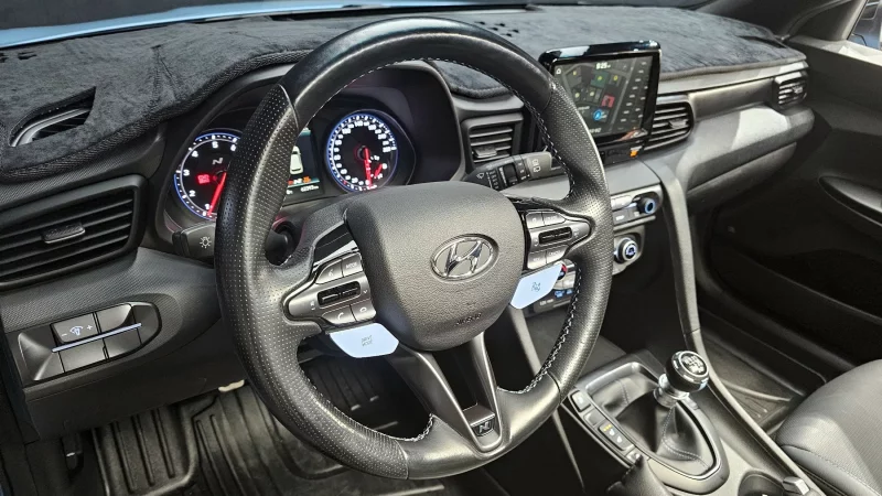 Hyundai Veloster