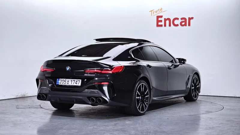 BMW 8-Series