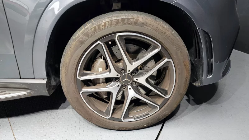 Mercedes-Benz GLE-Class