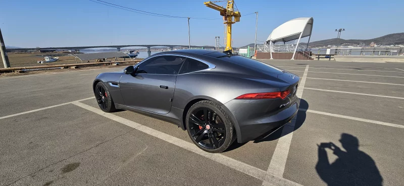 Jaguar F-TYPE