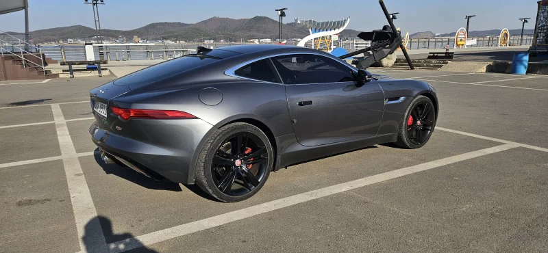 Jaguar F-TYPE