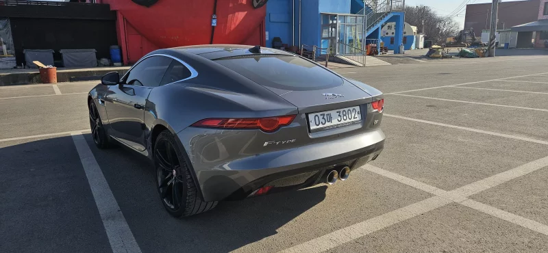 Jaguar F-TYPE